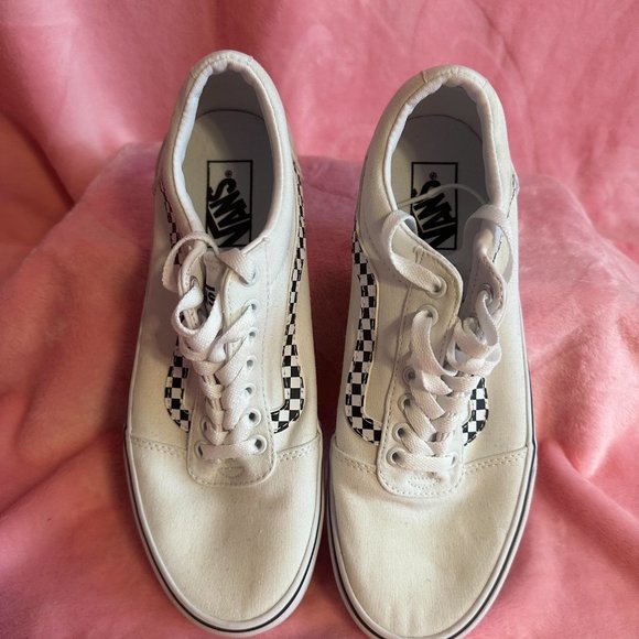 Vans - NWOT - Picture 2 of 3